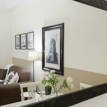 Apartment Appartamenti Con Vista Piazza Testaccio *