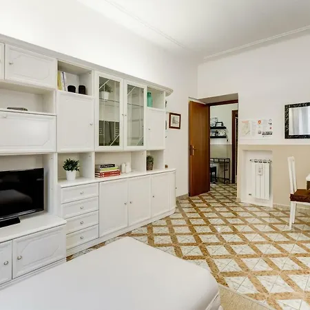 Apartment Appartamenti Con Vista Piazza Testaccio Rome